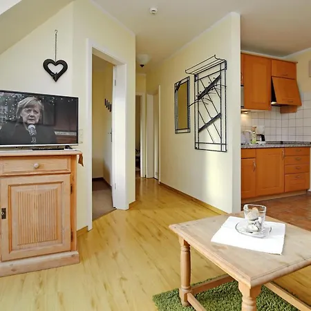 Apartment Ostseewelle 24 *